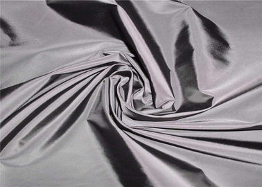 Chine Tissu de mélange simple de polyester, tissu de polyester de la mémoire 100 par la cour fournisseur