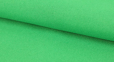 Chine Le tissu imperméable de polyester de Ripstop 300d, plaine a teint le tissu de 300d Oxford fournisseur