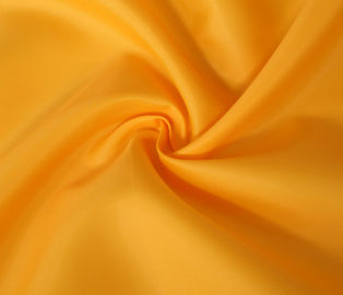 Chine Taffetas coloré du tissu 260T de doublure de polyester poly doux de 98 GM/M et confortable superbes fournisseur