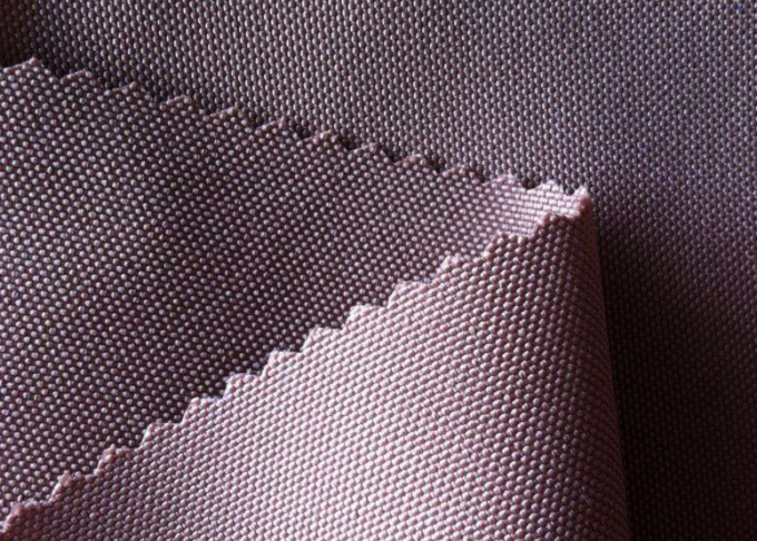 Haute densité 100 pour cent de tissu de polyester, 600 * tissu 300GSM d'Oxford du polyester 600D