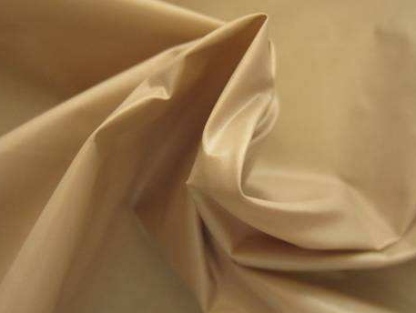 Compte en nylon teint simple fait sur commande de fil du tissu 400t de taffetas pour des vêtements de sport