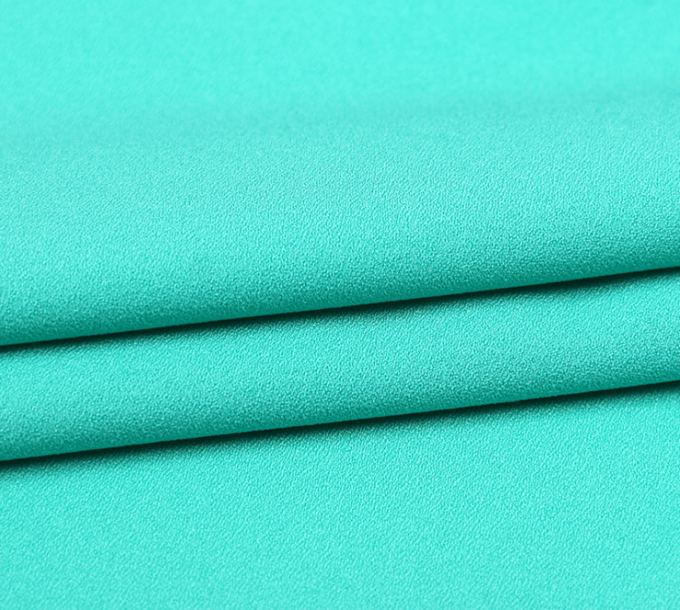 Le tissu teint par fil du Spandex 75D de polyester/le tissu Knit de Dty a adapté la couleur aux besoins du client 250 GM/M