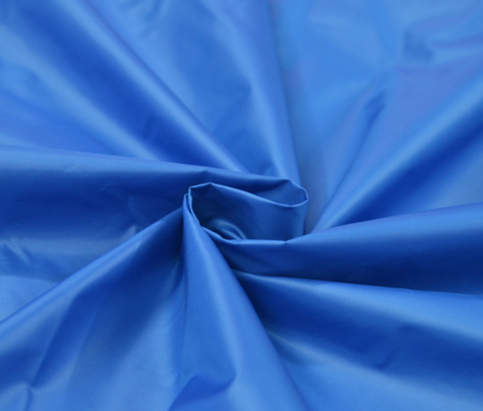 L'unité centrale/le tissu 420T de taffetas de polyester enduit par PA a tout simplement teint 20 * compte du fil 20d